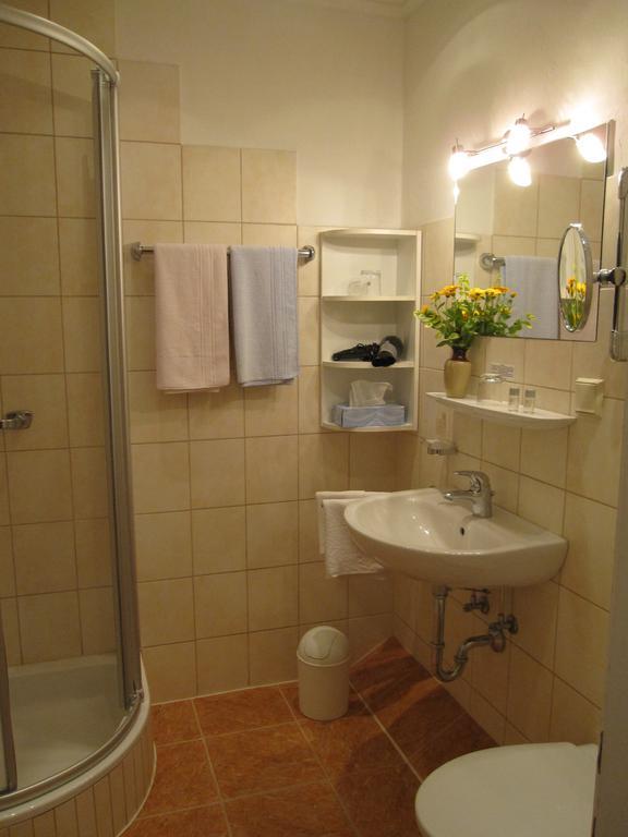 Kur- Und Gastehaus Villa Anna Bad Hofgastein Kamer foto